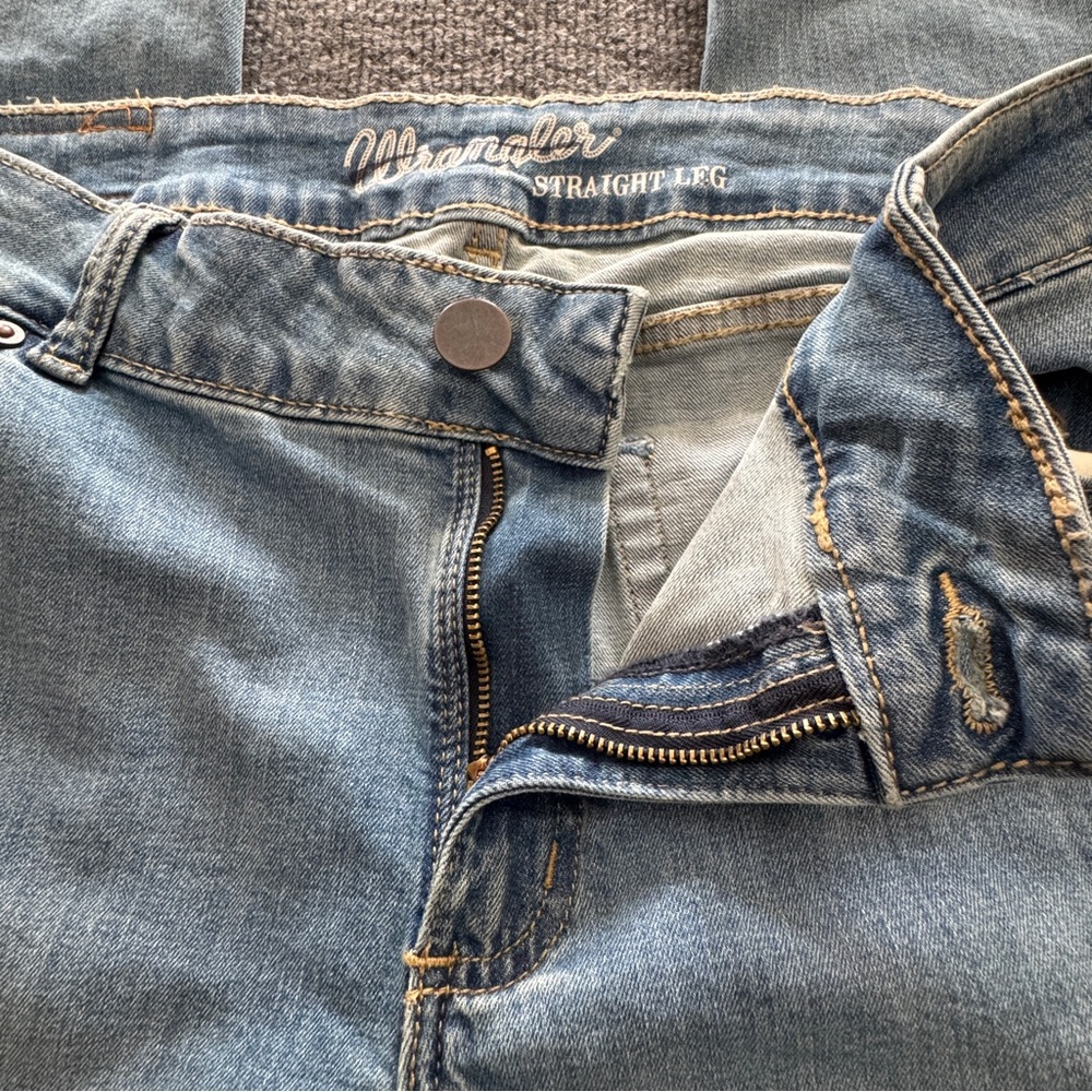 Wrangler Low Rise Straight Leg Jeans 13/14x34 Light Wash Western Stretch Denim - Picture 5 of 16
